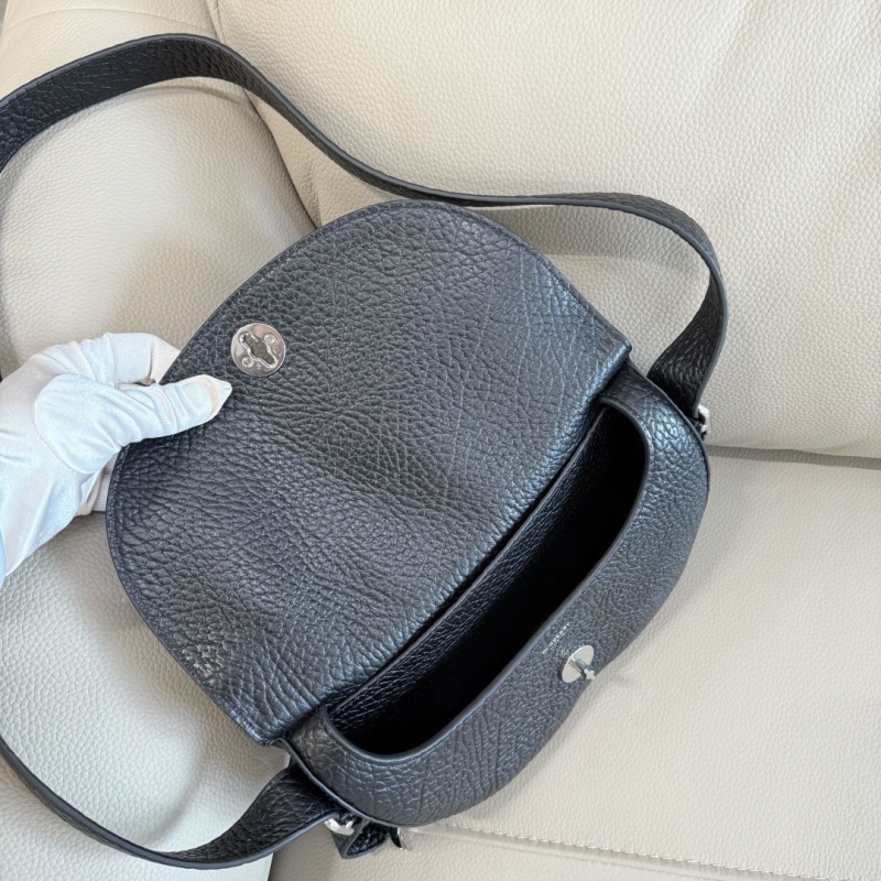 Bv*b*rry satchel bags